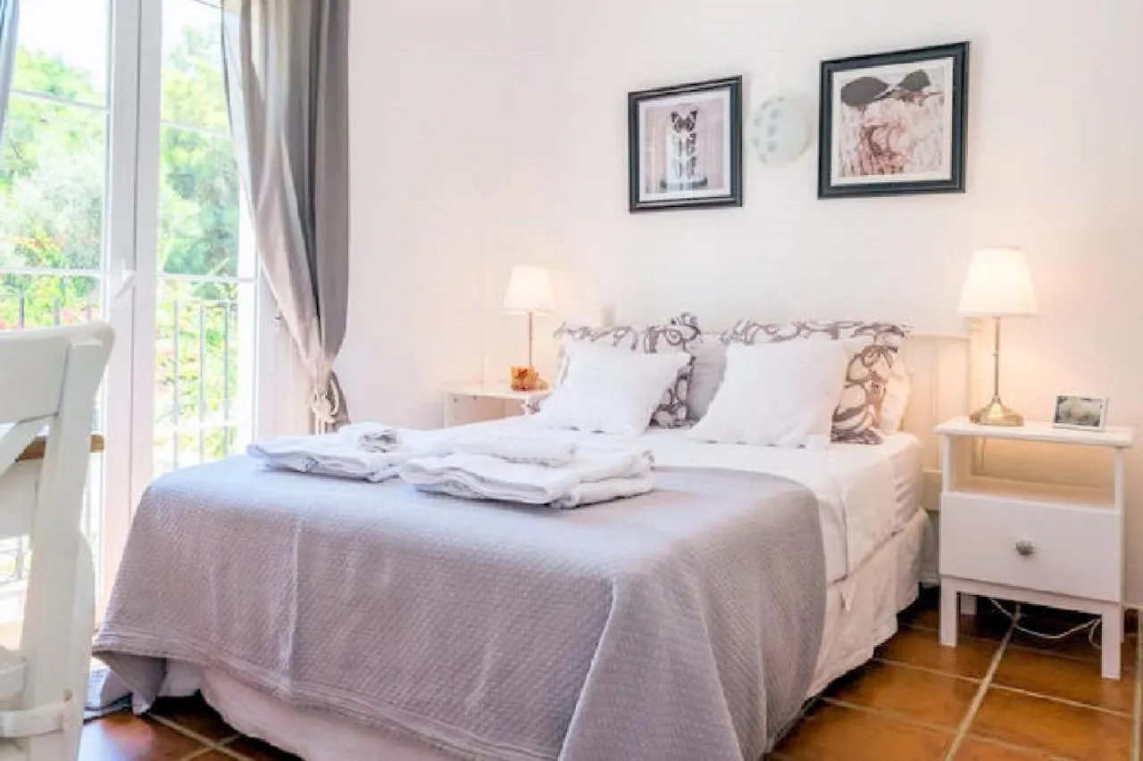 At Home In Malaga Stay & Solo Travellers Rincon de la Victoria Bed & Breakfast