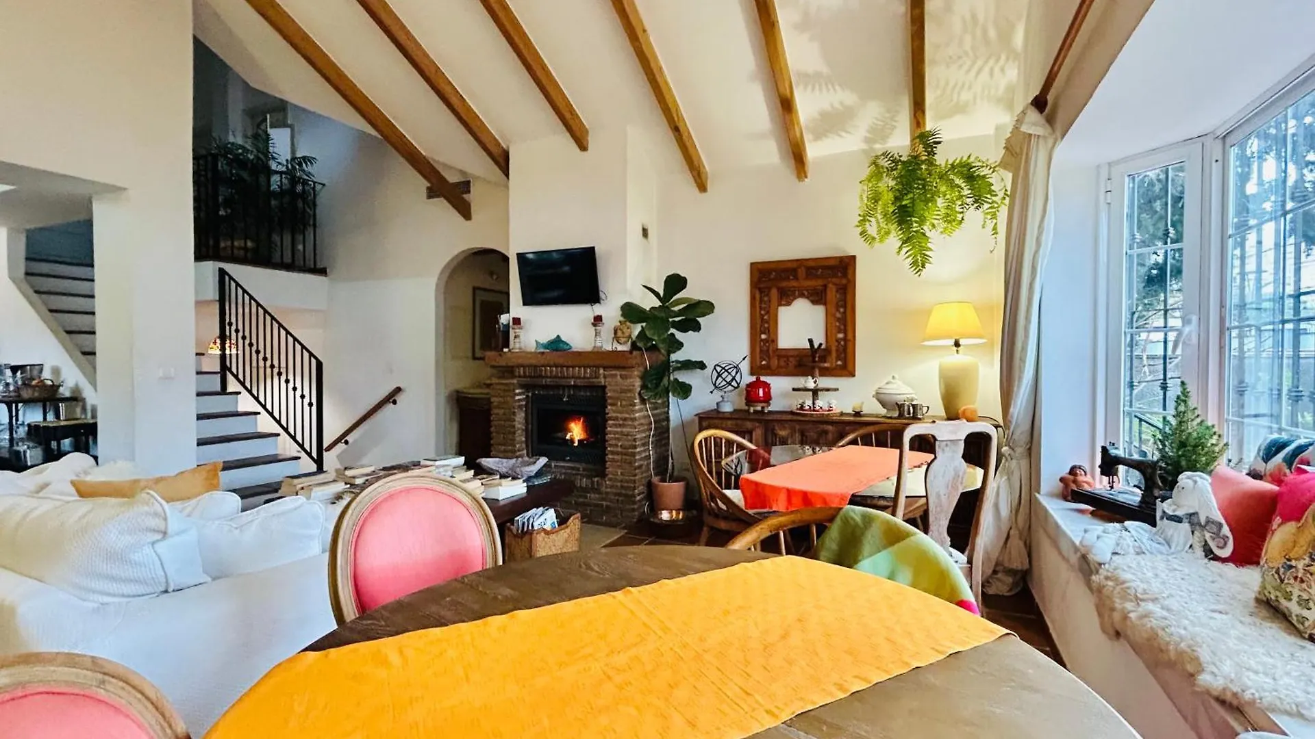 At Home In Malaga Stay & Solo Travellers Rincón de la Victoria Bed and Breakfast